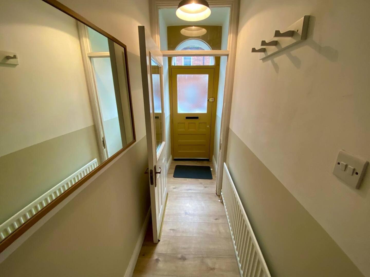 2Br City Side House Belfast Extérieur photo