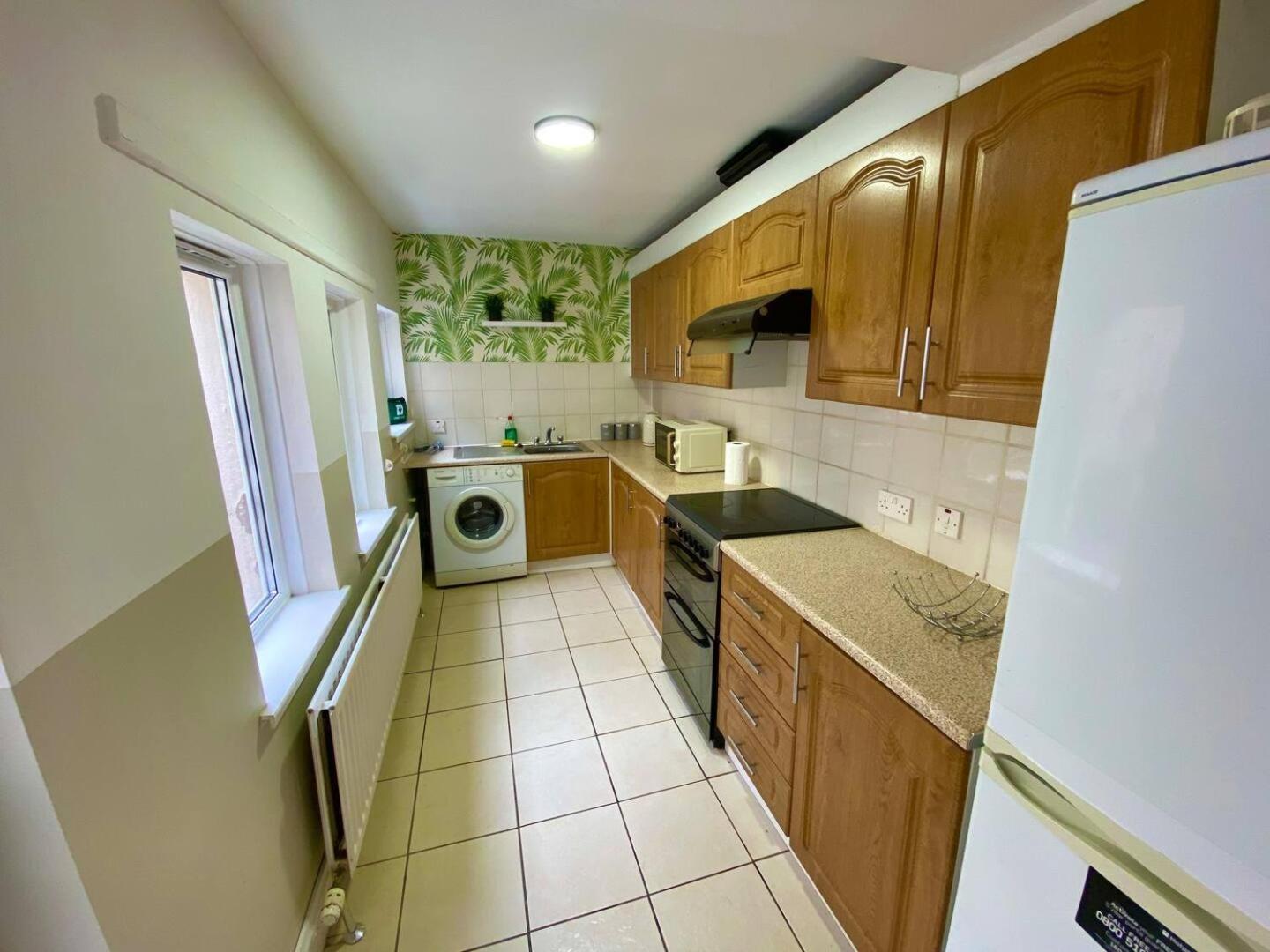 2Br City Side House Belfast Extérieur photo
